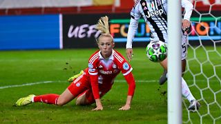 Videobeweis in der Nachspielzeit rettet den FC Bayern