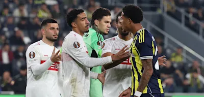 Stillers Aussetzer kostet Stuttgart den Punktgewinn – zwei Elfmeter zurückgenommen