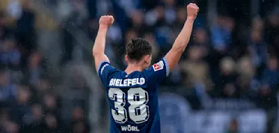 Bielefeld stößt überraschend Elversberg vom Thron – Schalke Spitzenreiter