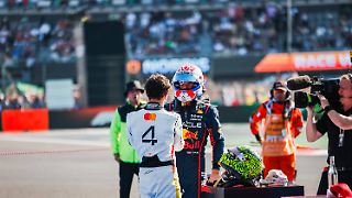 Max Verstappen lockt Papaya-Enten in die Reuse