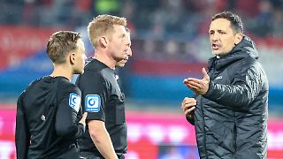 Frankfurt-Trainer attackiert Schiedsrichter: "Nicht hinnehmbar"