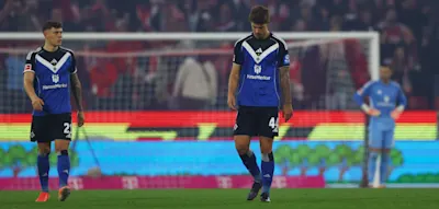 VAR-Verwirrung, zwei Gelb-Rote Karten – HSV verliert wildes Aufsteiger-Duell