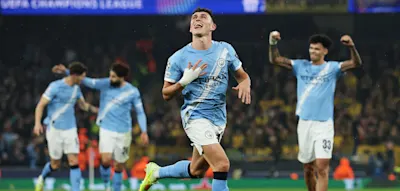 BVB wacht in Manchester zu spät auf – Leverkusen feiert ersten Sieg