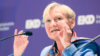 Frieden, Macht und Gewalt – Darüber diskutiert die EKD-Synode in Dresden