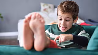 Kids vorm Bildschirm: Weniger Konzentration und Impulskontrolle