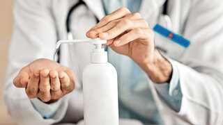 Fachleute warnen vor Hygieneproblemen bei möglichem Ethanol-Verbot