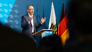 AfD-Politiker reisen nach Sotschi: Konferenzteilnahme sorgt für Streit in der Partei