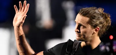 „Das ist natürlich bitter“ – Schwacher Zverev scheitert in Vorrunde der ATP Finals