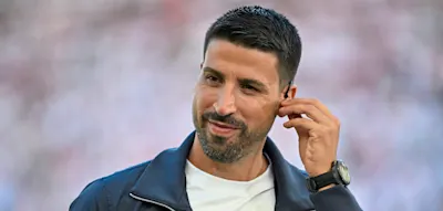 „Dann steht Mourinho auf, gibt mir einen Kuss auf die Wange – und geht“