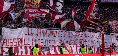 „Uli, wann wird es auch dir endlich klar?“ – Bayern-Fans sticheln gegen Hoeneß