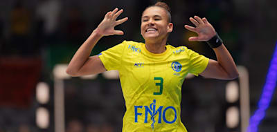 44 Jahre alte Mutter fordert die Deutschen heraus