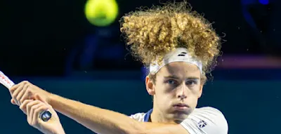 Tennisprofi outet sich – das auffällige Schweigen der Männer-Elite