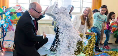 Wie sich Steffi Graf f&uuml;r traumatisierte Kinder einsetzt