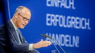 Massiver Umbau von Sozialstaat und Verwaltung gefordert