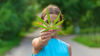 Cannabis und Kinder: Warum Eltern das Gespr&auml;ch suchen sollten