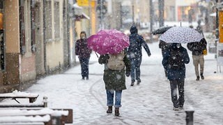 Wer ist f&uuml;r die R&auml;umung von Gehwegen zust&auml;ndig?