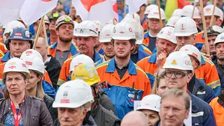 &Ouml;konom erwartet mehr Arbeitsk&auml;mpfe in allen Branche