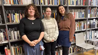 Kein Bock auf rechte Feeds: Sch&uuml;lerinnen engagieren sich im Erinnerungsort "Topf &amp; S&ouml;hne"