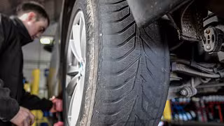 Streit um gebrauchte Ersatzteile: Verkehrsgerichtstag soll Regeln f&uuml;r Versicherungen kl&auml;ren