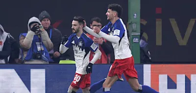 Famoser HSV erk&auml;mpft verdienten Punkt &ndash; Bayern &auml;rgert sich &uuml;ber den Schiedsrichter