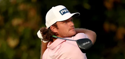 Brutaler Zusammenbruch des Gegners &ndash; Deutscher Underdog triumphiert