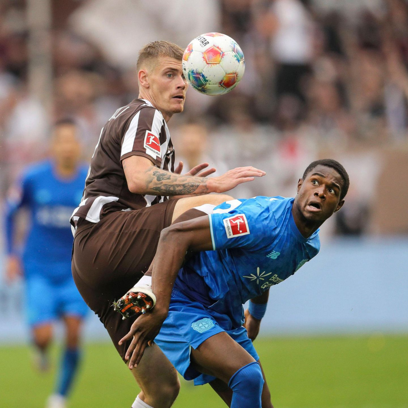 Hier ist Bayer Leverkusen vs. St. Pauli live im Free-TV zu sehen