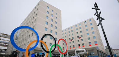 Sicherheitspanne im olympischen Dorf  &ndash; Dutzende Duschen besch&auml;digt