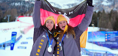 Silber in Team-Kombination &ndash; Aicher rast mit perfektem Lauf zu ihrer zweiten Medaille