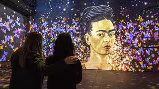 Ausstellung in Leipzig: Frida Kahlo auf dem Catwalk