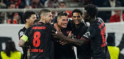 Leverkusens reife Leistung &ndash; Schicks Doppelschlag st&ouml;&szlig;t T&uuml;r zum Achtelfinale weit auf