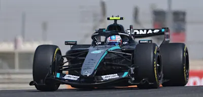 &bdquo;Mercedes stapelt tief. Das Auto k&ouml;nnte eine Waffe sein&ldquo;