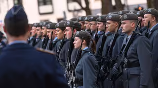 Generationenforscher: "Man muss an die Lebenswirklichkeit der Jungen andocken"