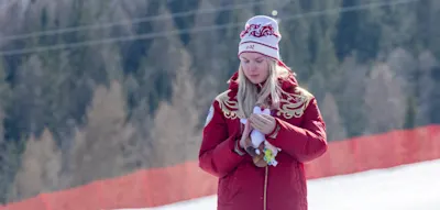 Mit Hymne und Fahne &ndash; Russin feiert Goldmedaille