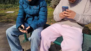 Zw&ouml;lfj&auml;hrige offen f&uuml;r Social-Media-Verbote: "Weil man dann vielleicht mehr mit Freunden macht"