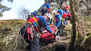 Junge Kletterin in S&auml;chsischer Schweiz abgest&uuml;rzt: Schwer verletzt, doch Schlimmeres verhindert