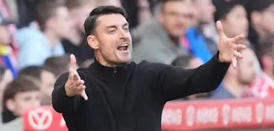 &bdquo;Waren die schlechteste Mannschaft in Europa&ldquo;&nbsp;&ndash; Frankfurts Trainer gibt R&auml;tsel auf