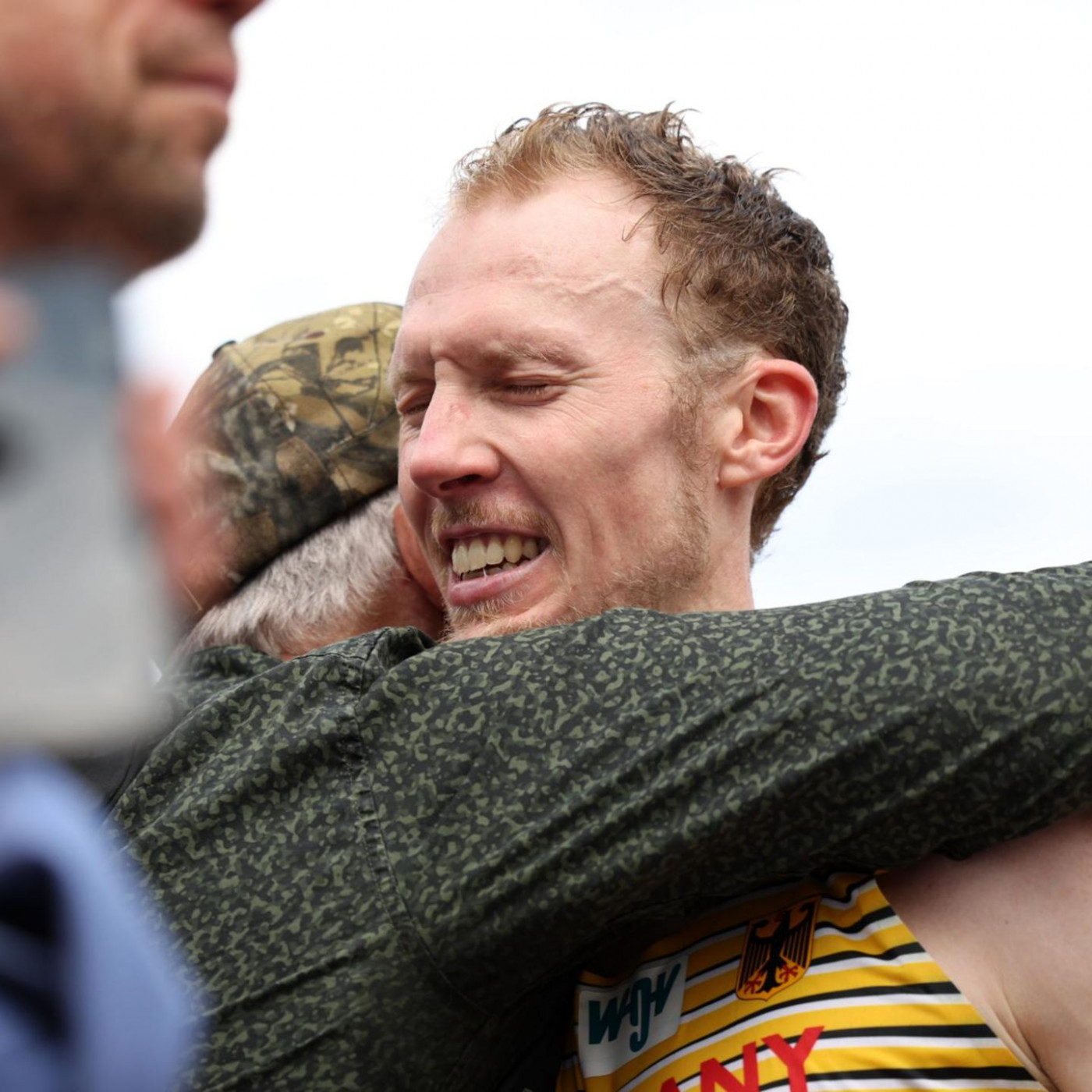 &bdquo;Haben dich unendlich lieb&ldquo;: Ringer nach Tod seiner Tochter mit starkem Comeback