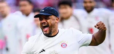 Bayerns Meister-Geheimnisse &ndash; &bdquo;Das hast du dir verdient &ndash; aber schlaf nicht wieder ein!&ldquo;