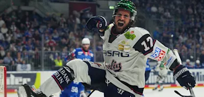 Kantersieg in Mannheim &ndash; Effektive Eisb&auml;ren machen ersten Schritt Richtung Meisterschaft