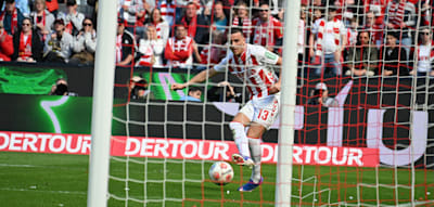 El Mala bewirbt sich um den Frank-Mill-Ged&auml;chtnispreis