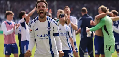 &bdquo;Biete Ticket gegen Vollzeitstelle&ldquo; &ndash; Aufstiegs-Euphorie auf Schalke