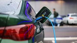 Bis zu 6.000 Euro F&ouml;rderung: So kann die neue Pr&auml;mie f&uuml;r E-Autos beantragt werden