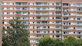 Was es mit dem Probewohnen in einem Gr&uuml;nauer Plattenbau auf sich hat