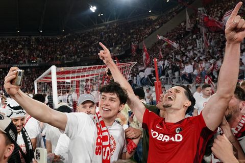 Freiburg zieht sensationell ins EL-Finale ein &ndash; Highlights im Video