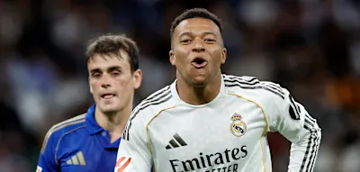 Von den eigenen Fans ausgepfiffen &ndash; Mbapp&eacute; geht auf seinen Trainer los